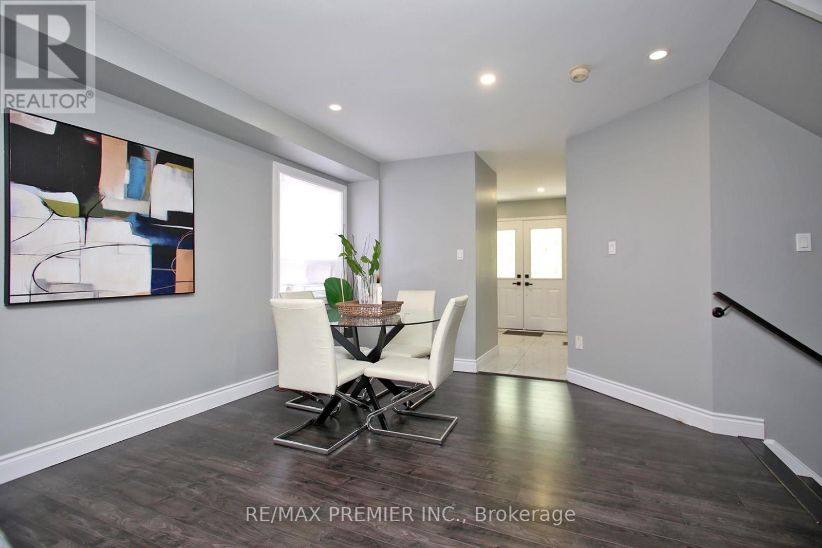 Photo 13 of 70 Gilgorm Road, Brampton ON