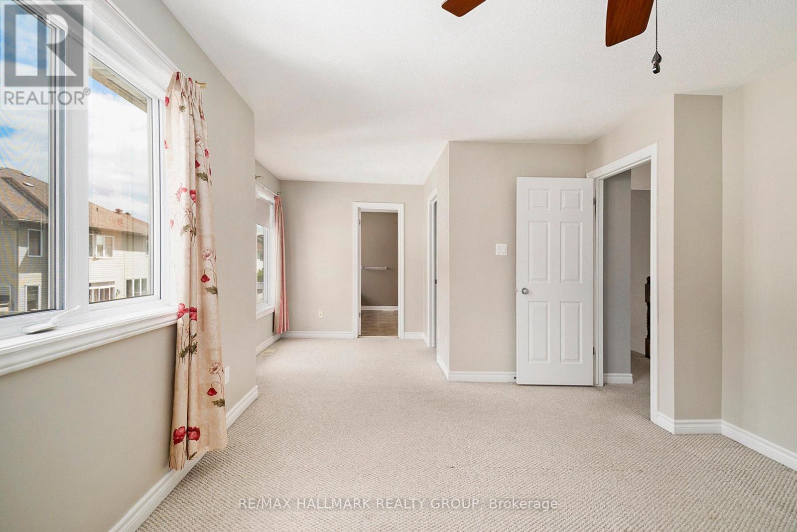 Photo 25 of 470 Frank Cauley Way, Ottawa ON