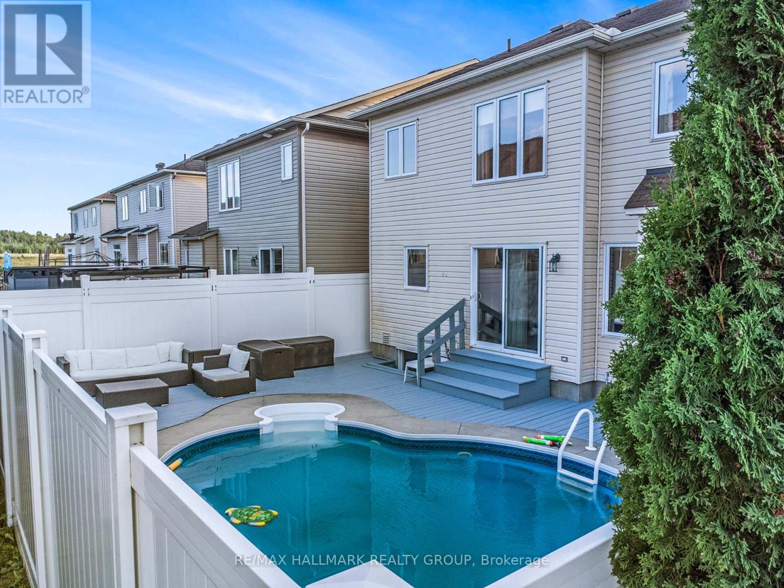 Photo 41 of 470 Frank Cauley Way, Ottawa ON