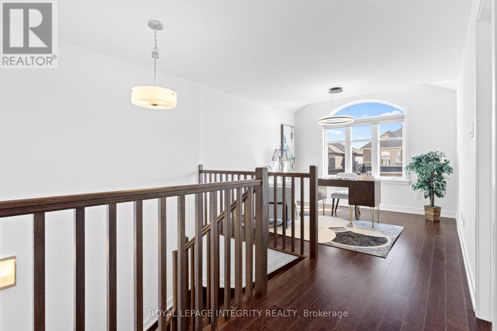 Photo 18 of 107 Heirloom Street, Ottawa ON