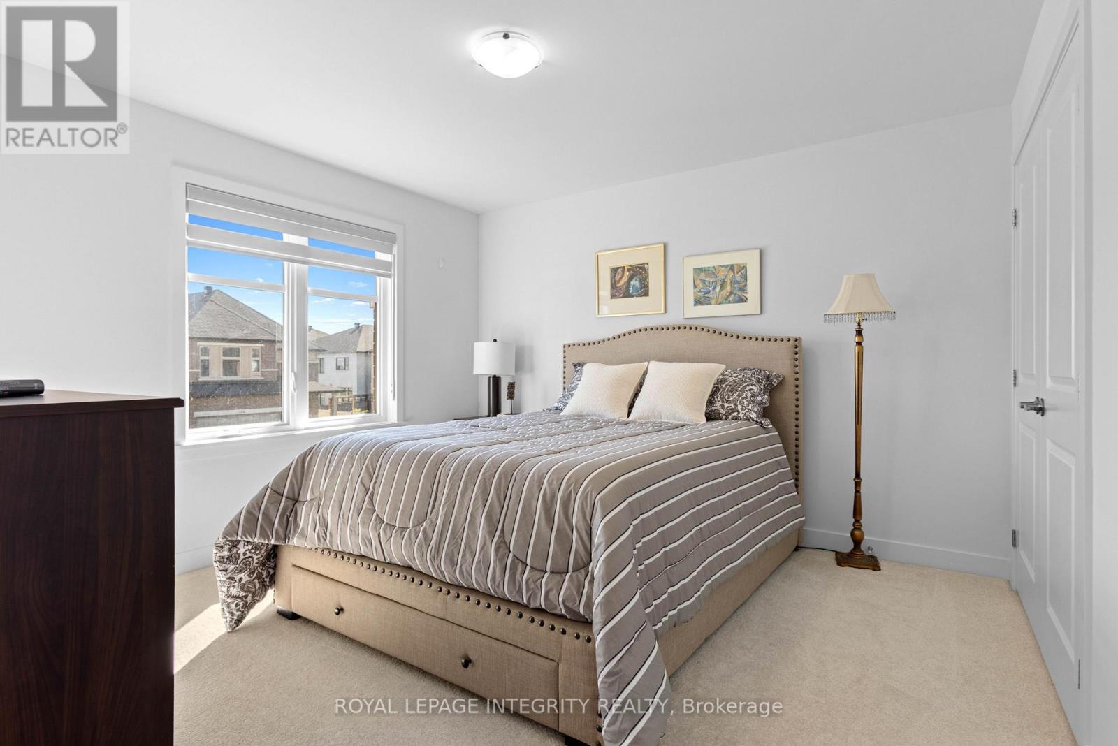 Photo 20 of 107 Heirloom Street, Ottawa ON
