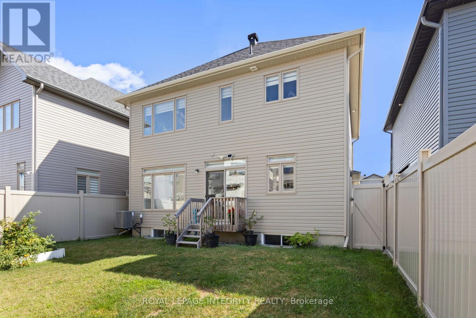 Photo 36 of 107 Heirloom Street, Ottawa ON