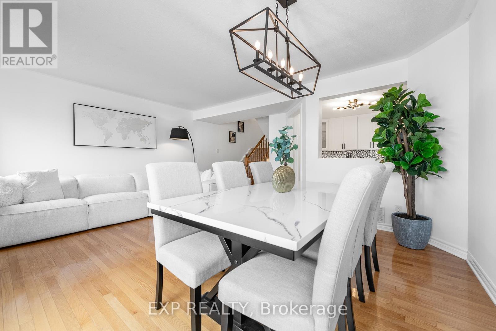 Photo 14 of 629 Brome Crescent, Ottawa ON