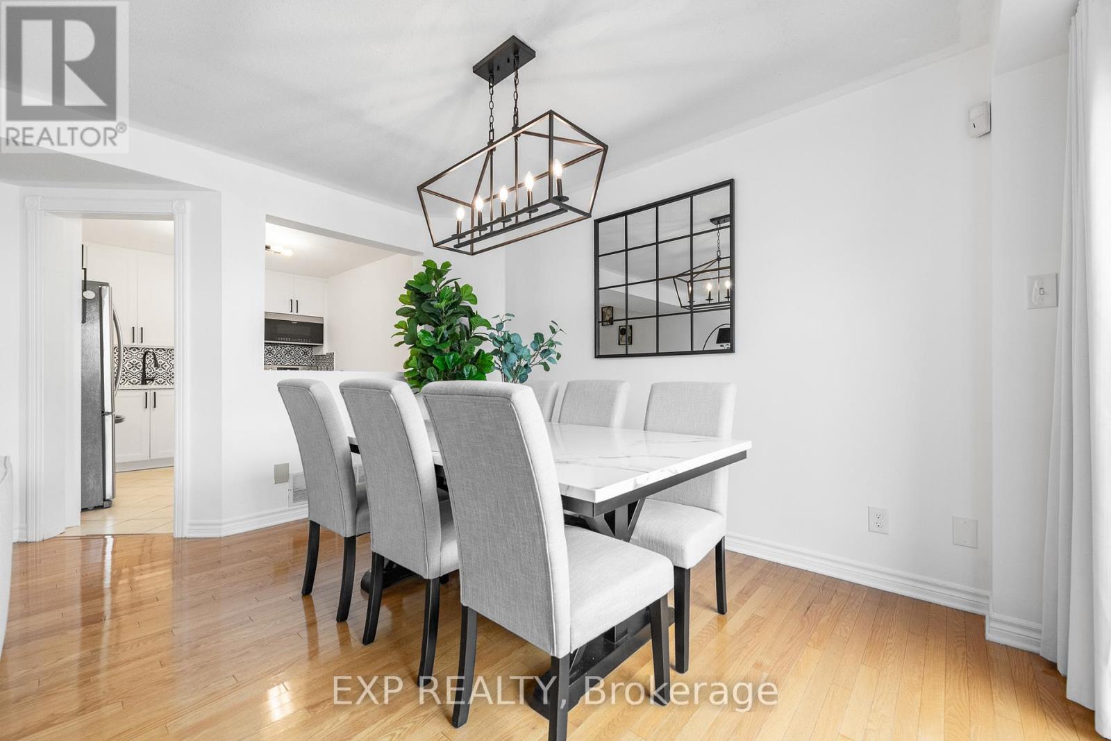 Photo 15 of 629 Brome Crescent, Ottawa ON