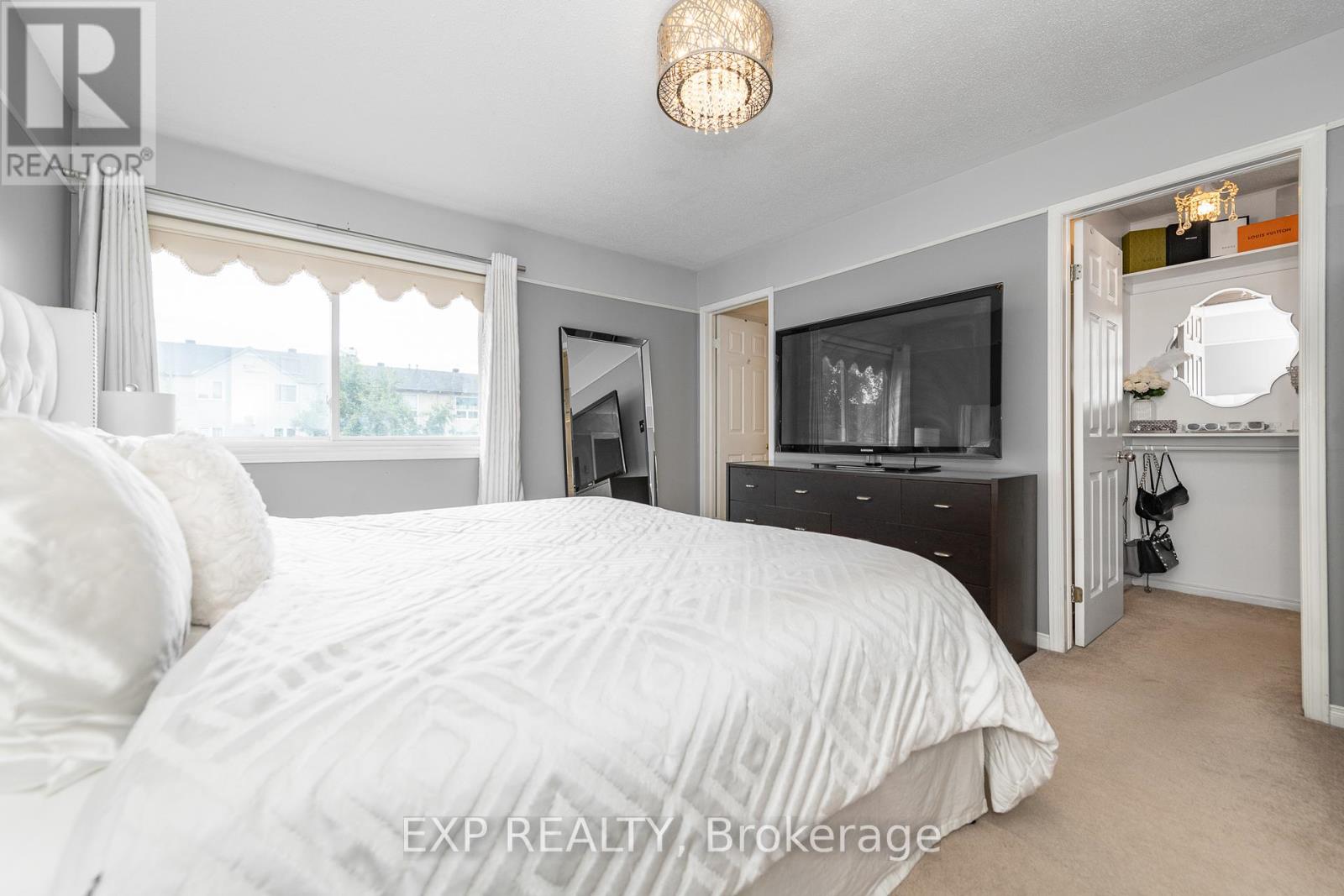 Photo 20 of 629 Brome Crescent, Ottawa ON