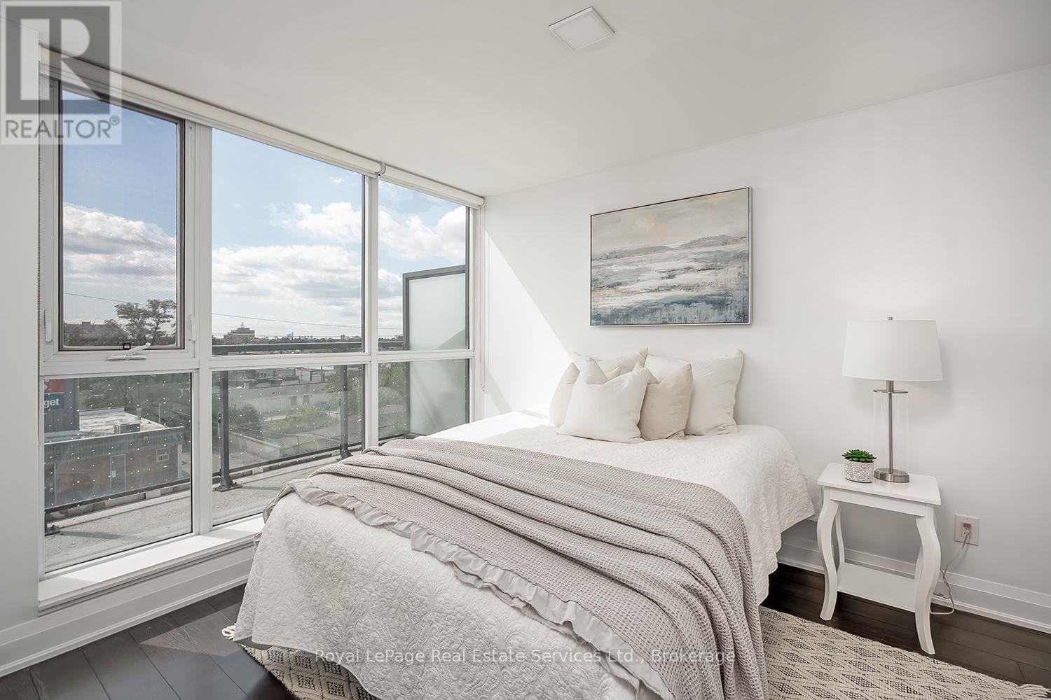 Photo 20 of 410 16 Mcadam Avenue, Toronto ON