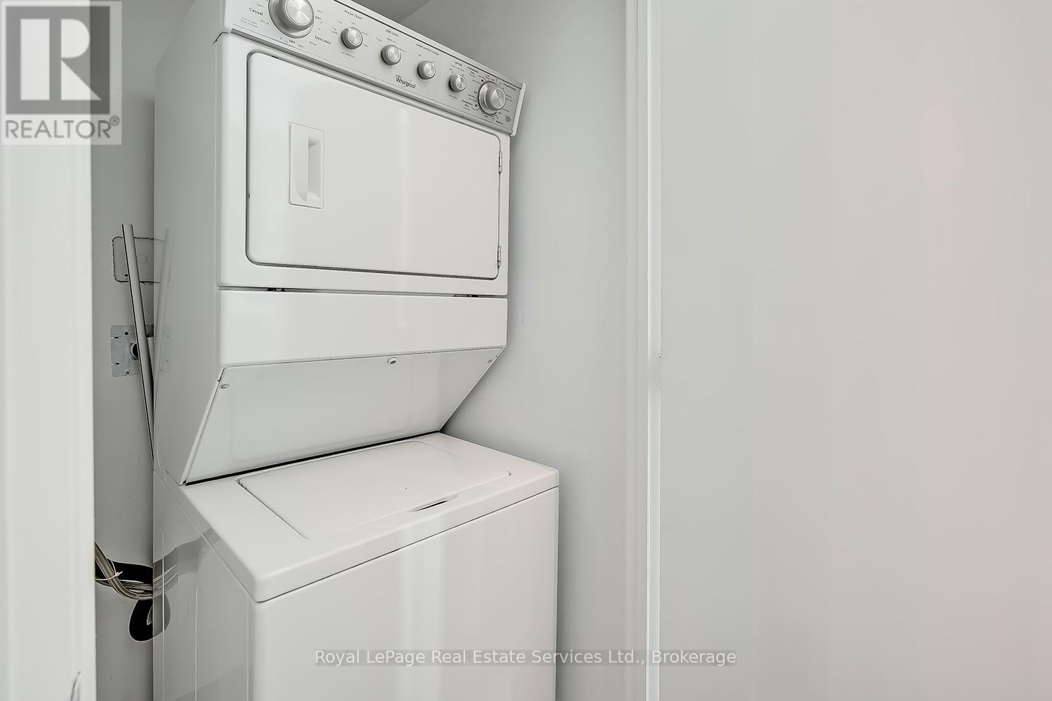 Photo 8 of 410 16 Mcadam Avenue, Toronto ON