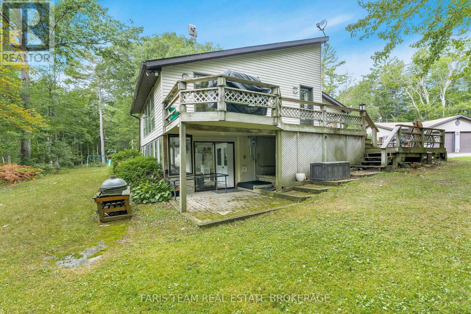 Photo 30 of 206 Bonneville Road, Georgian Bay ON