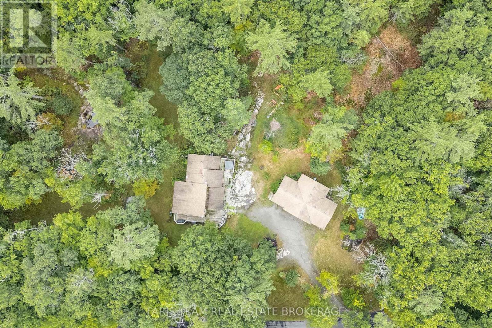 Photo 36 of 206 Bonneville Road, Georgian Bay ON