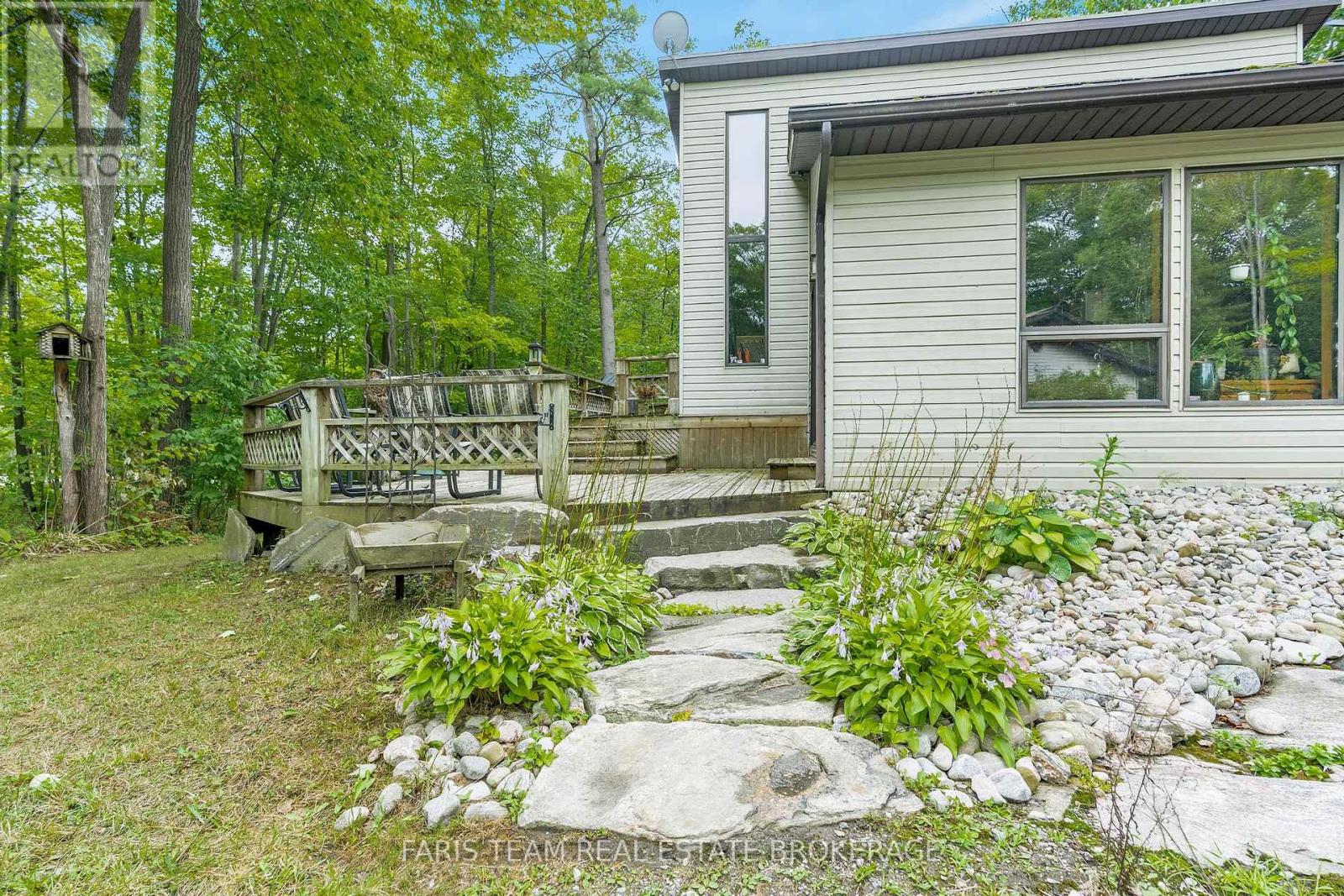 Photo 5 of 206 Bonneville Road, Georgian Bay ON