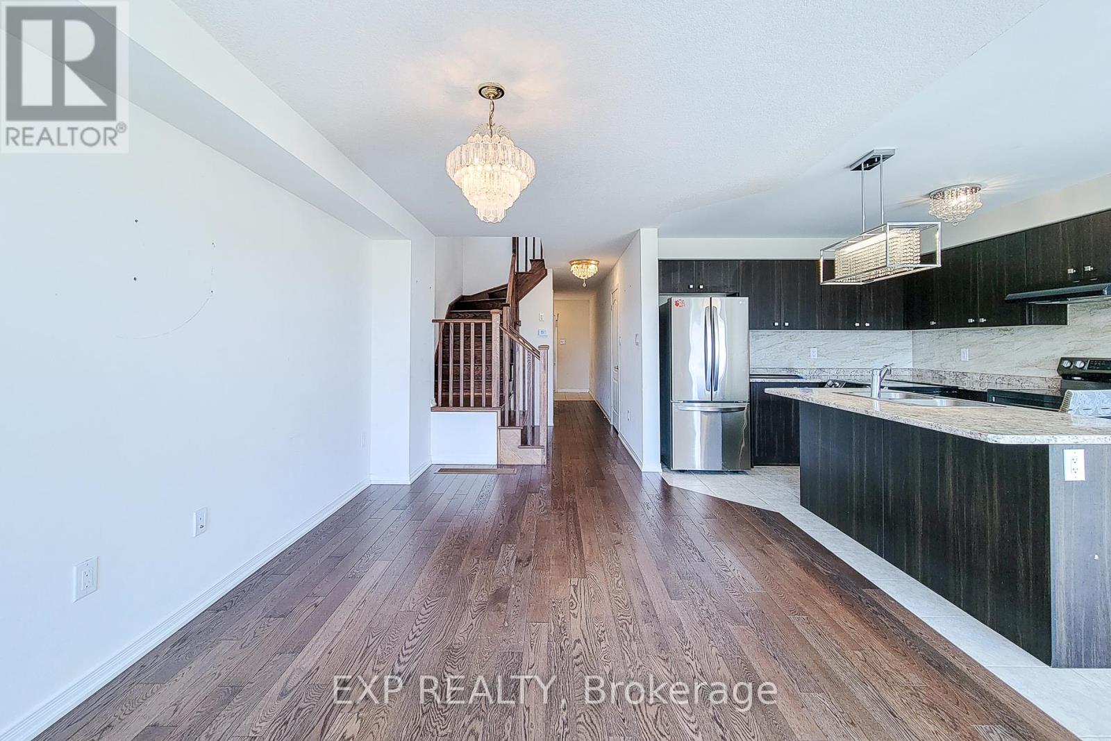 Photo 13 of 45 Cooke Avenue, Brantford ON