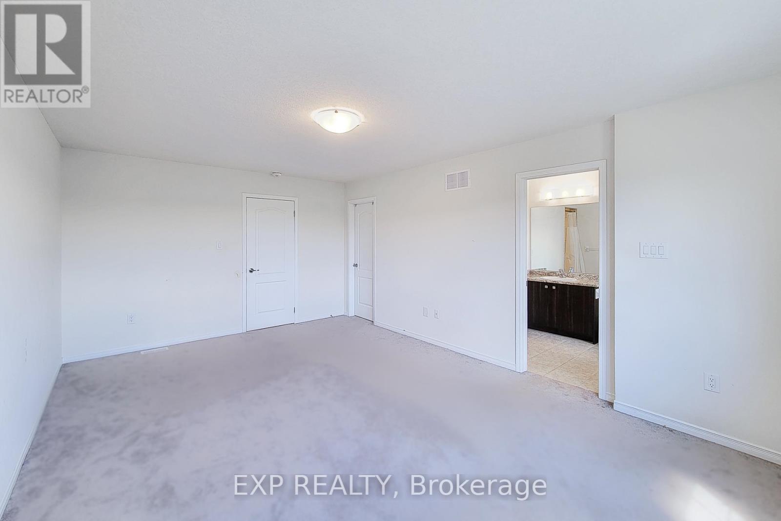Photo 26 of 45 Cooke Avenue, Brantford ON