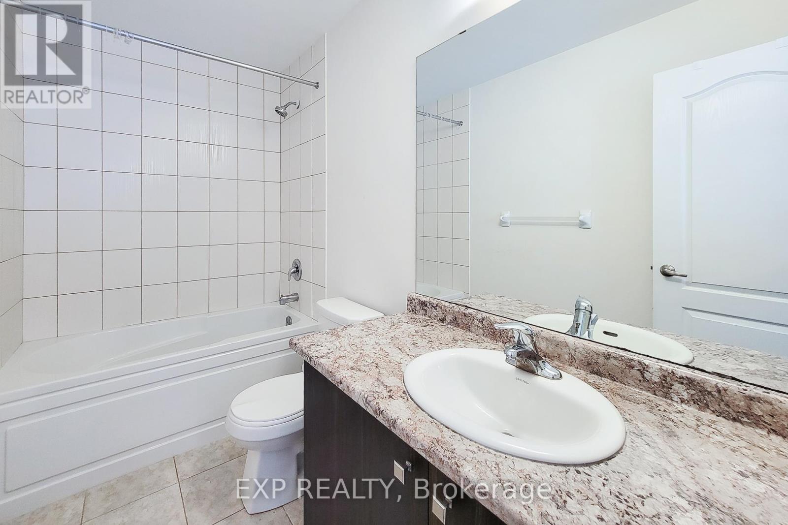 Photo 33 of 45 Cooke Avenue, Brantford ON
