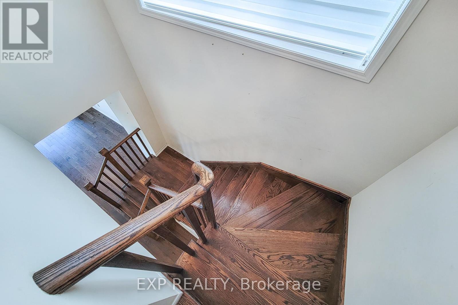 Photo 34 of 45 Cooke Avenue, Brantford ON