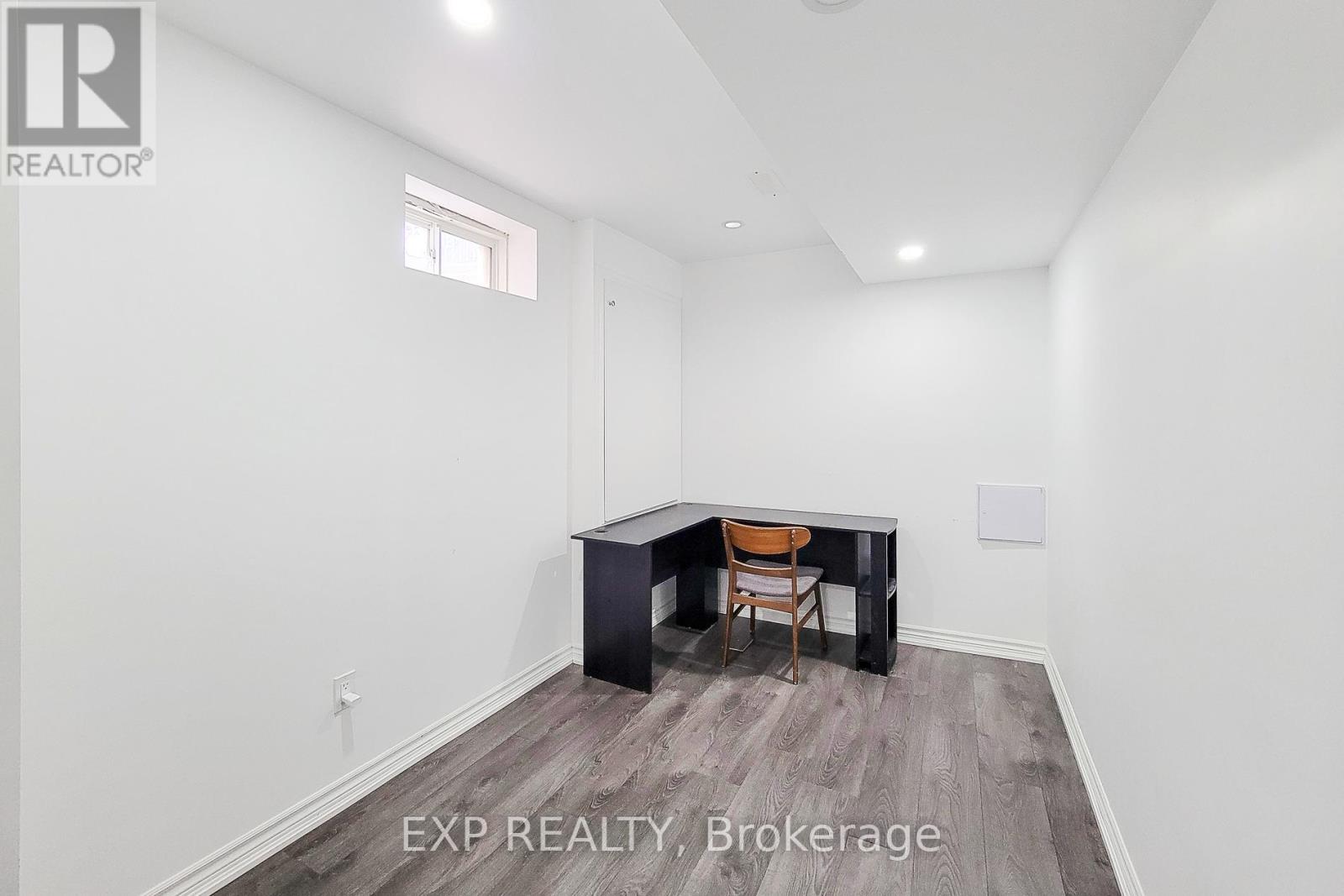 Photo 37 of 45 Cooke Avenue, Brantford ON