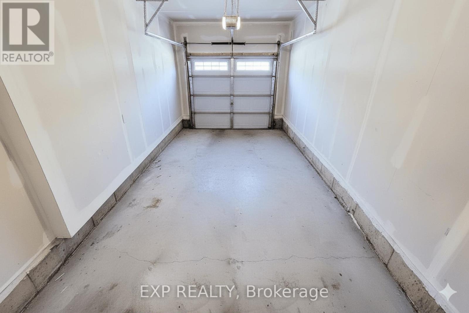 Photo 39 of 45 Cooke Avenue, Brantford ON