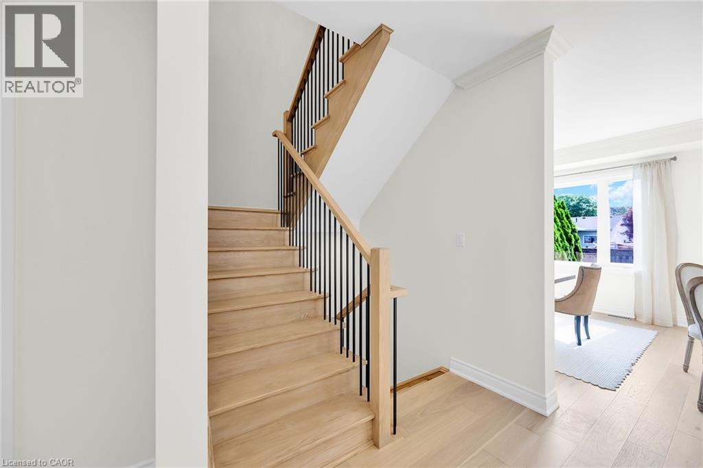 Photo 16 of 14 Marr Avenue, Grimsby ON