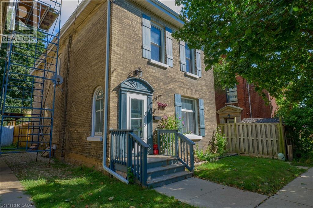Photo 2 of 148 East Avenue Unit 1, Brantford ON