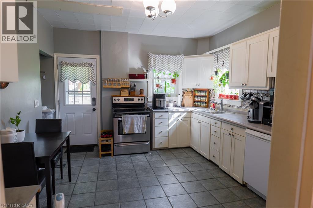 Photo 7 of 148 East Avenue Unit 1, Brantford ON