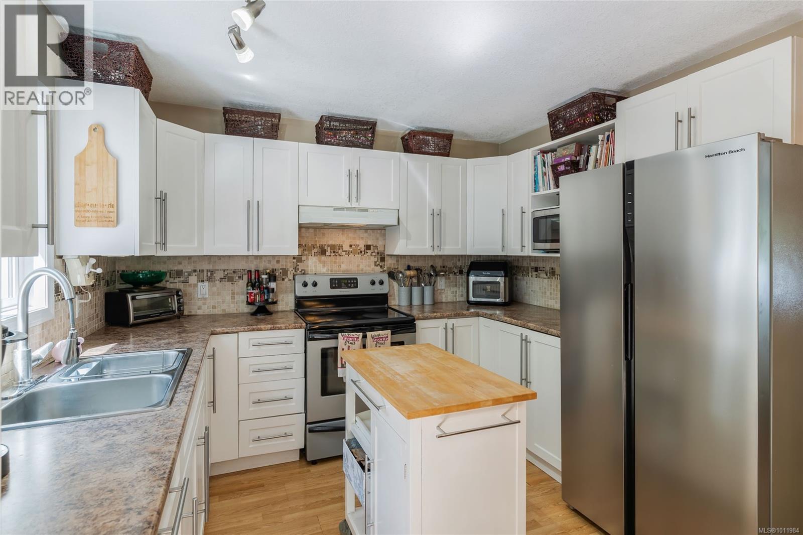 Photo 7 of 5090 Gainsberg Rd, Bowser BC