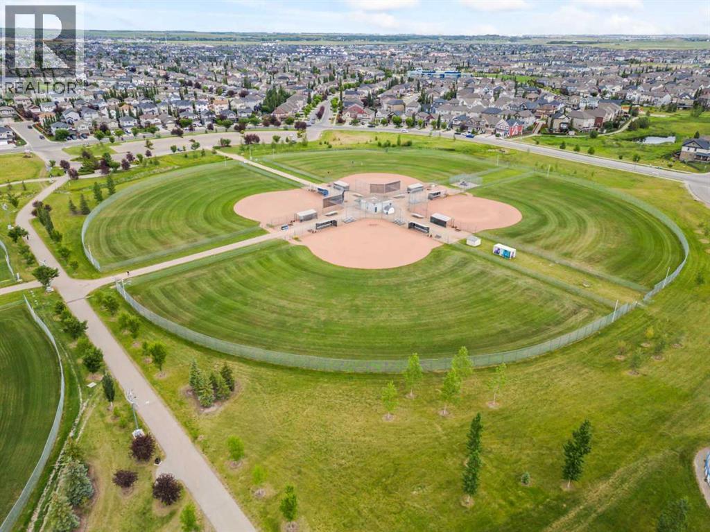Photo 25 of 505 Chinook Winds Gardens Sw, Airdrie AB
