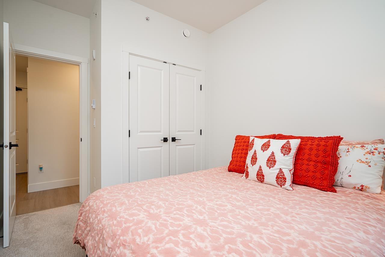 Photo 24 of 608 3528 146 A Street, Surrey BC