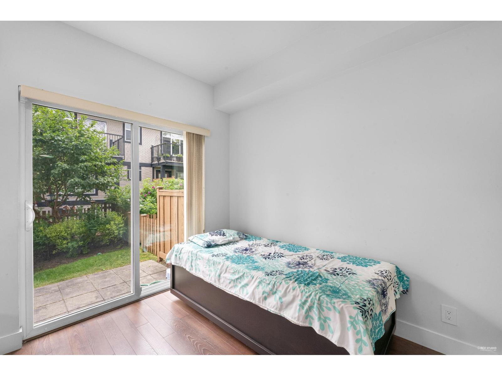 Photo 8 of 76 6299 144 Street, Surrey BC