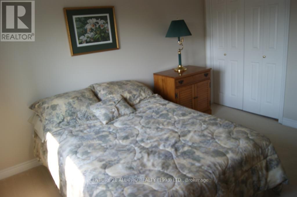 Photo 10 of 976 Glenhare Street, Cobourg ON