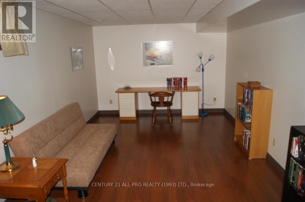 Photo 4 of 976 Glenhare Street, Cobourg ON