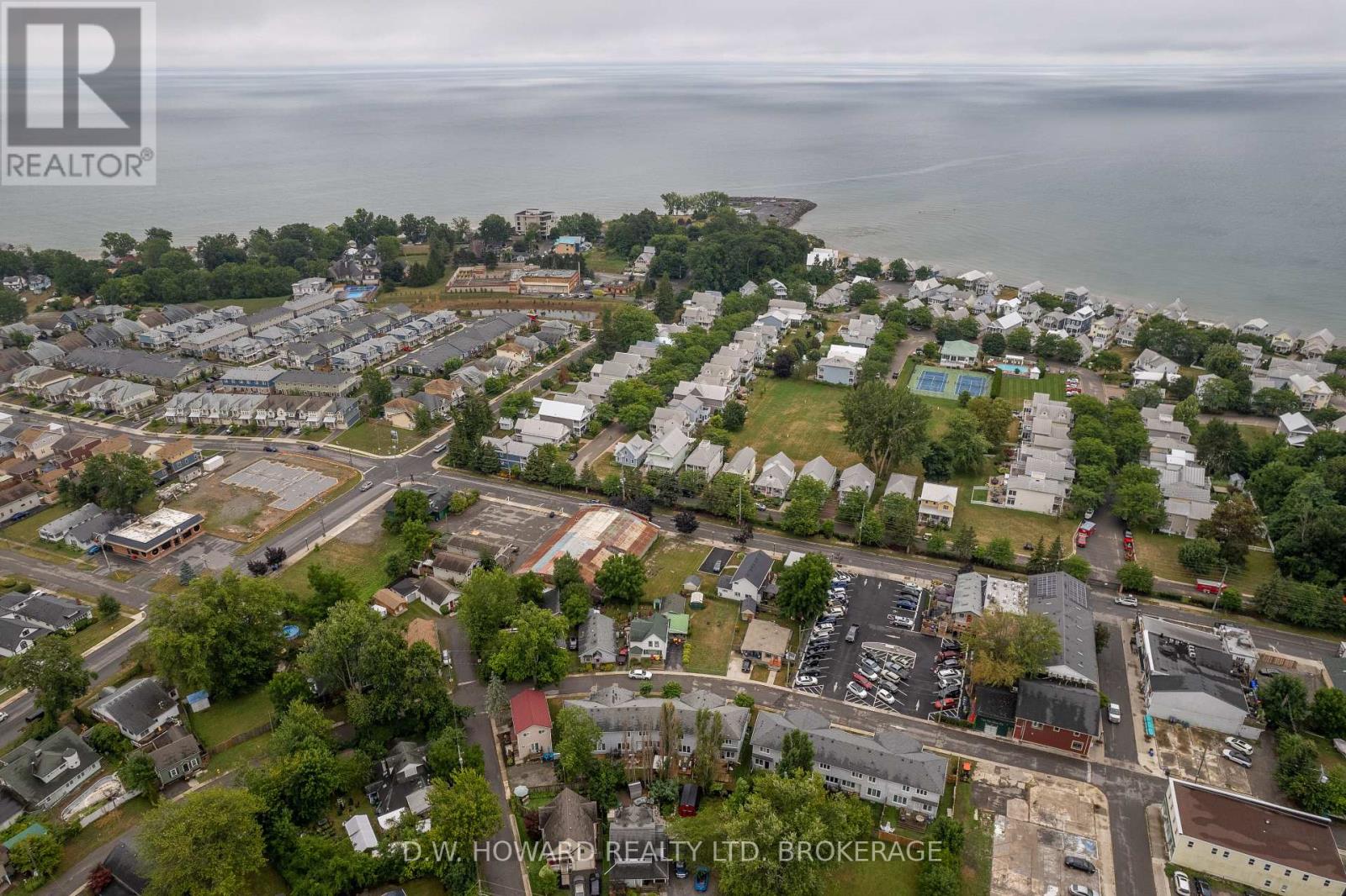 Photo 40 of 199 Cambridge Road E, Fort Erie ON