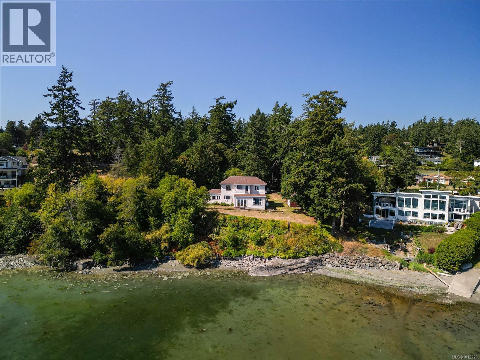 Photo 4 of 3845 Duke Rd, Metchosin BC