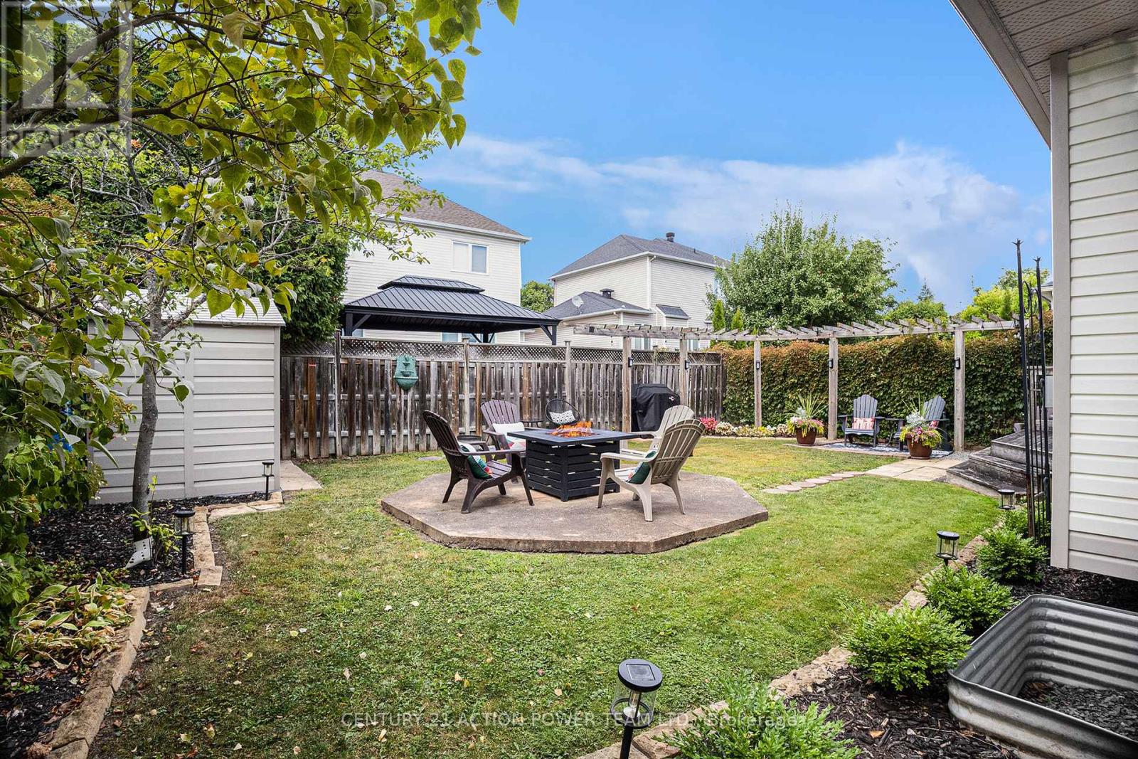Photo 18 of 6008 Longleaf Drive, Ottawa ON