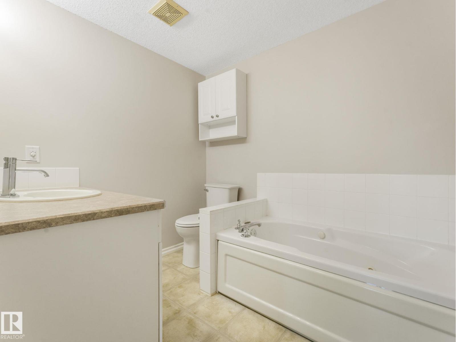 Photo 6 of 114 6220 Fulton Rd Nw, Edmonton AB