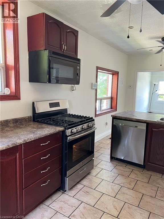 Photo 5 of 153 Fairfield Avenue, Hamilton ON