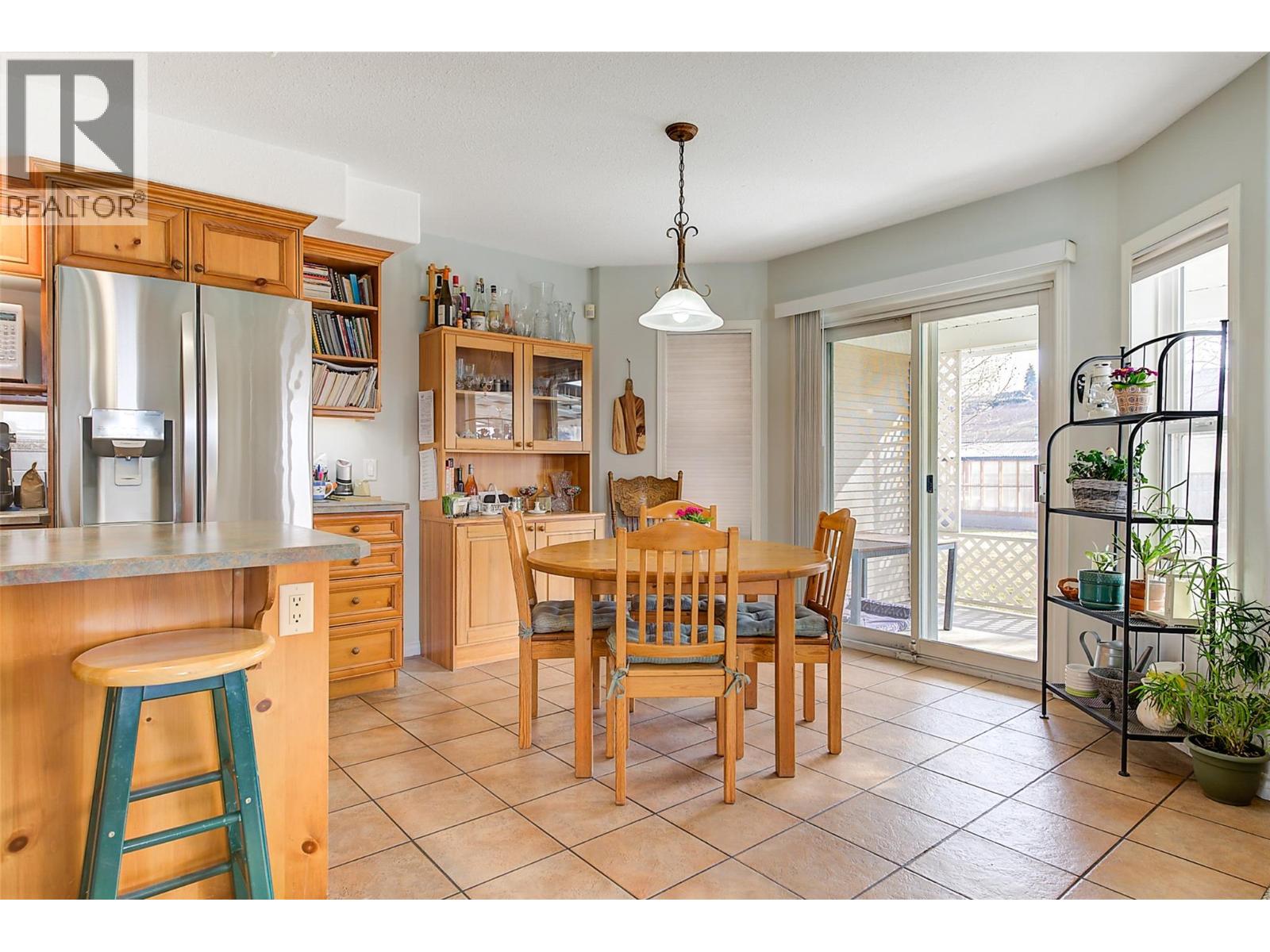 1-3 371 Valley Road, Kelowna