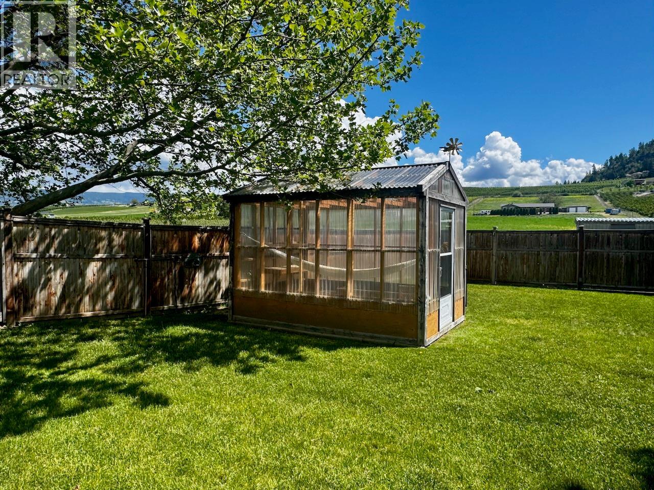 1-3 371 Valley Road, Kelowna