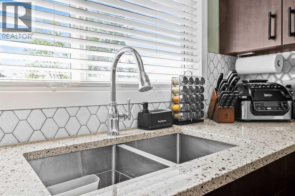 Photo 9 of 4728 Rundlehorn Drive Ne, Calgary AB