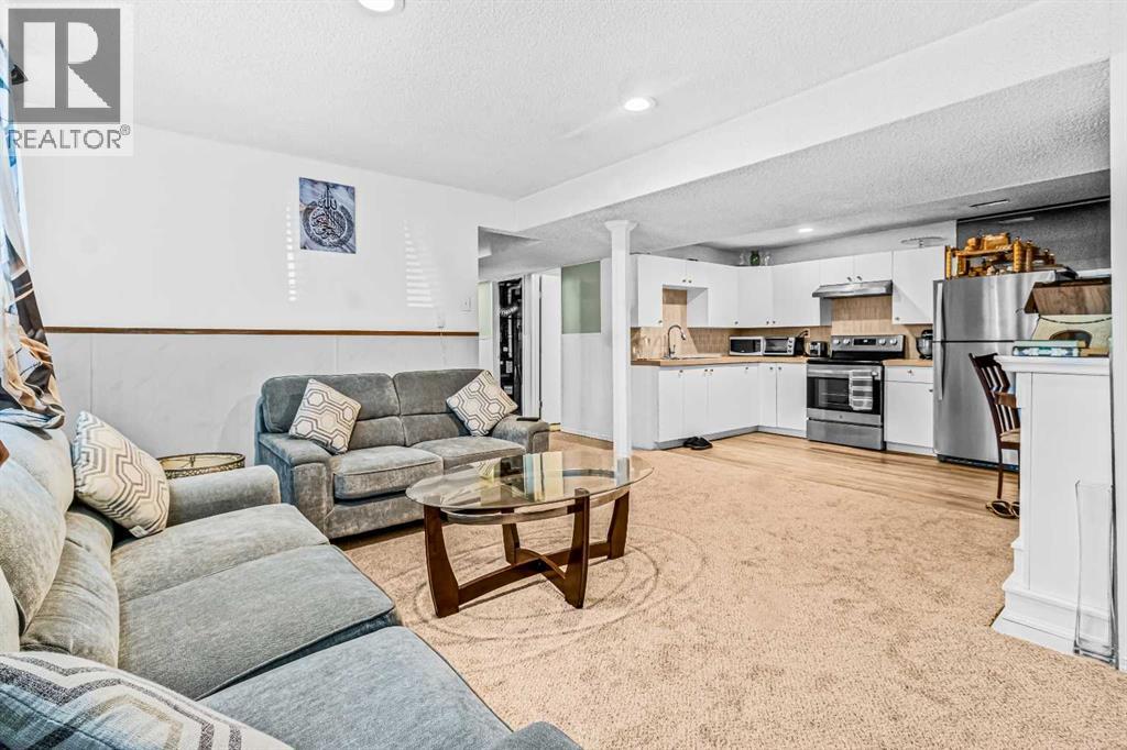 Photo 6 of 4728 Rundlehorn Drive Ne, Calgary AB