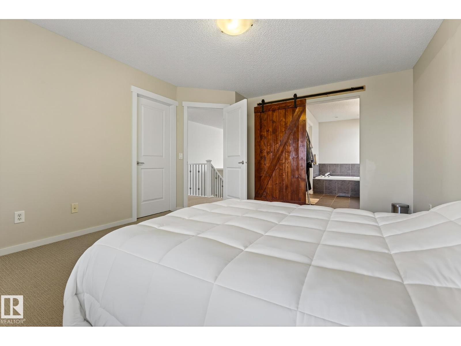 Photo 41 of 1026 Mckinney Gr Nw, Edmonton AB