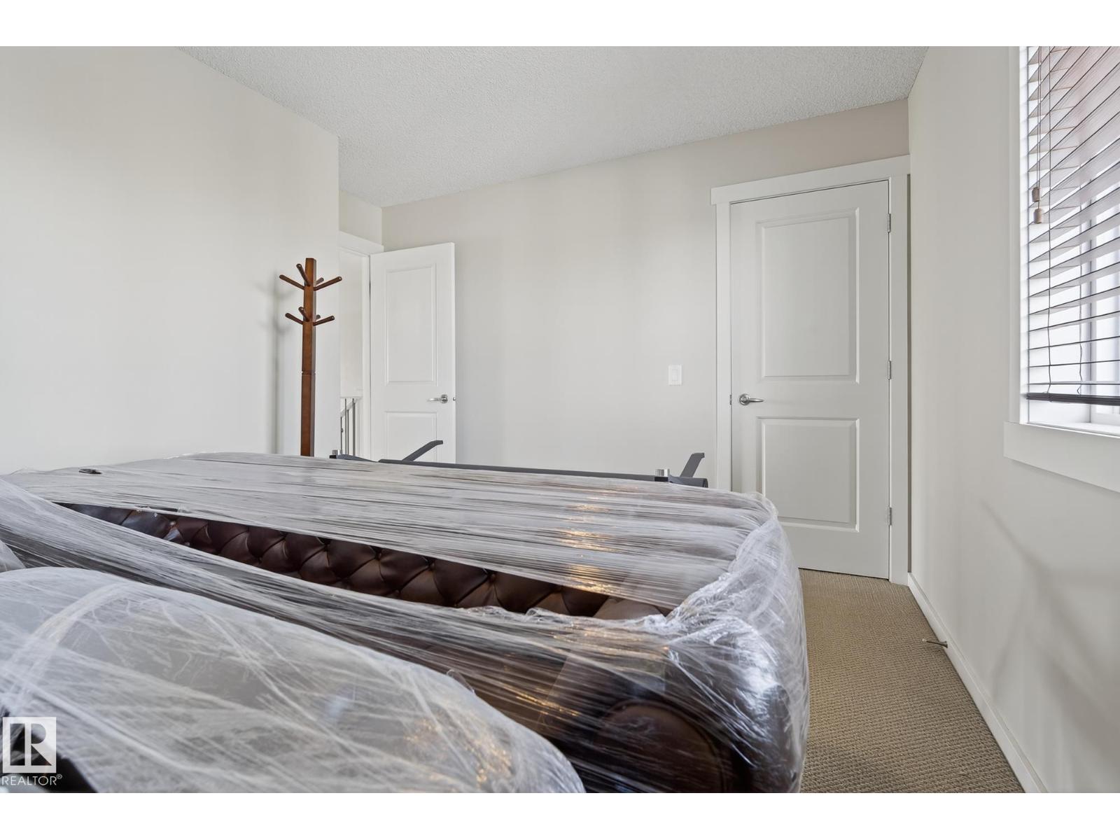Photo 51 of 1026 Mckinney Gr Nw, Edmonton AB