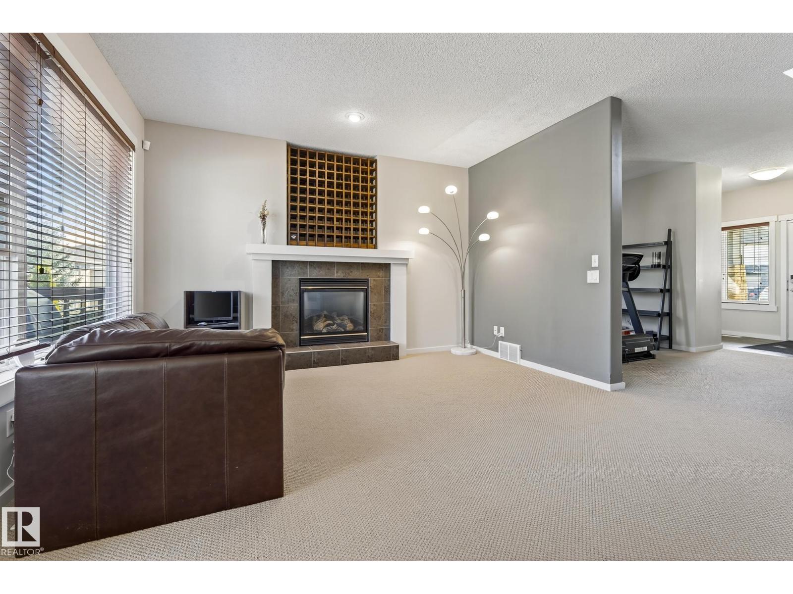 Photo 25 of 1026 Mckinney Gr Nw, Edmonton AB