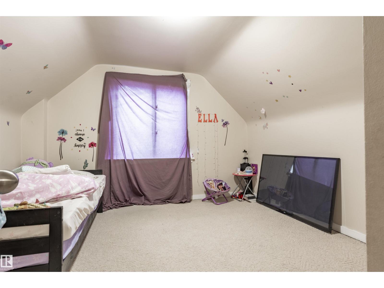 Photo 3 of 10880 73 St Nw, Edmonton AB