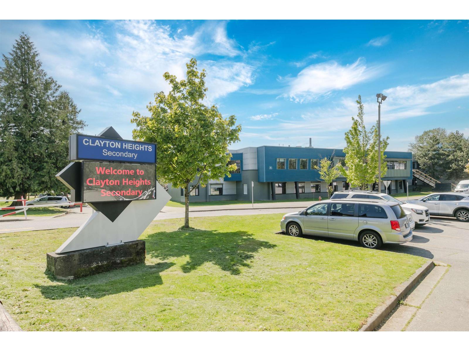 Photo 12 of 41 18839 69 Avenue, Surrey BC