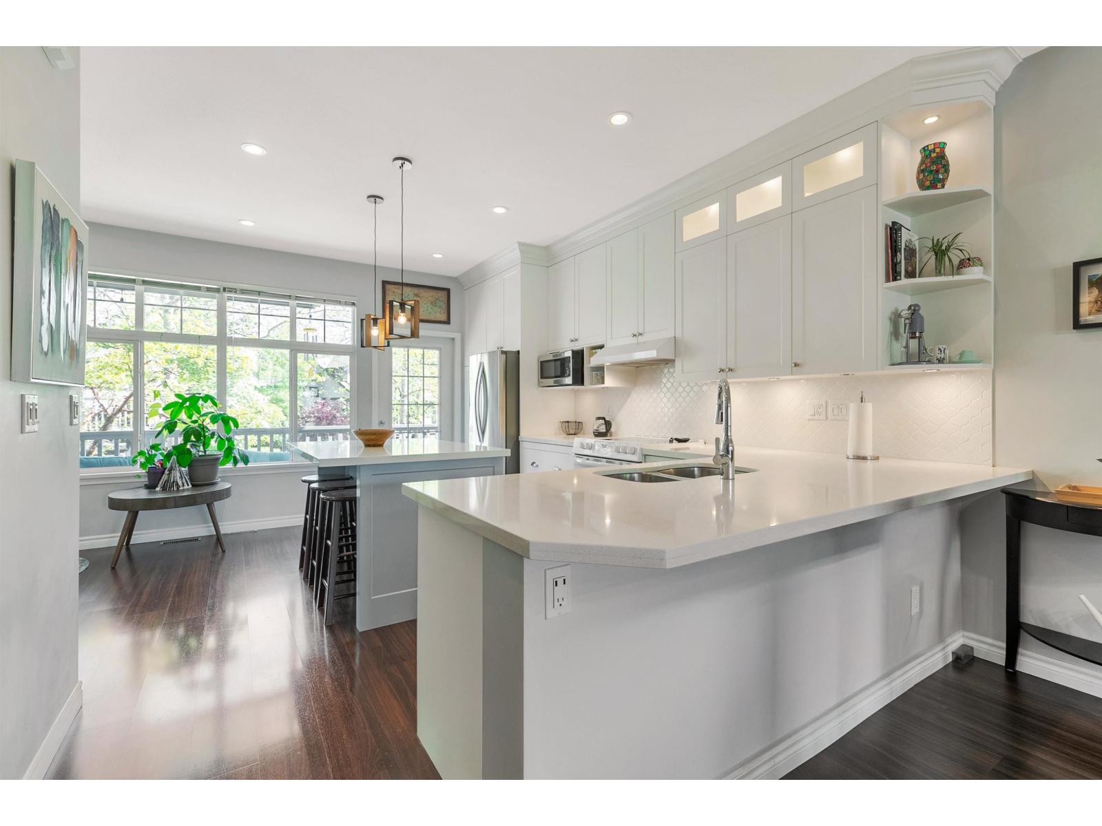 Photo 21 of 41 18839 69 Avenue, Surrey BC