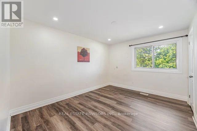 Photo 37 of 4 Parkend Avenue, Brampton ON