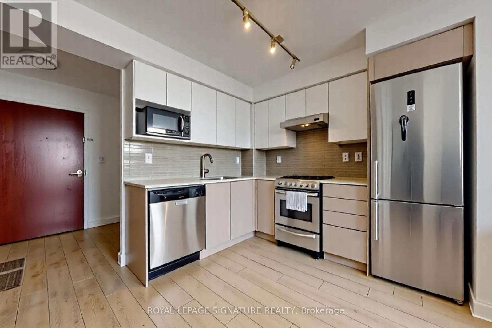 Photo 21 of 1409 160 Flemington Road, Toronto ON