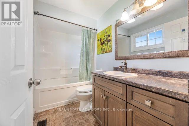 Photo 21 of 4 Parkend Avenue, Brampton ON