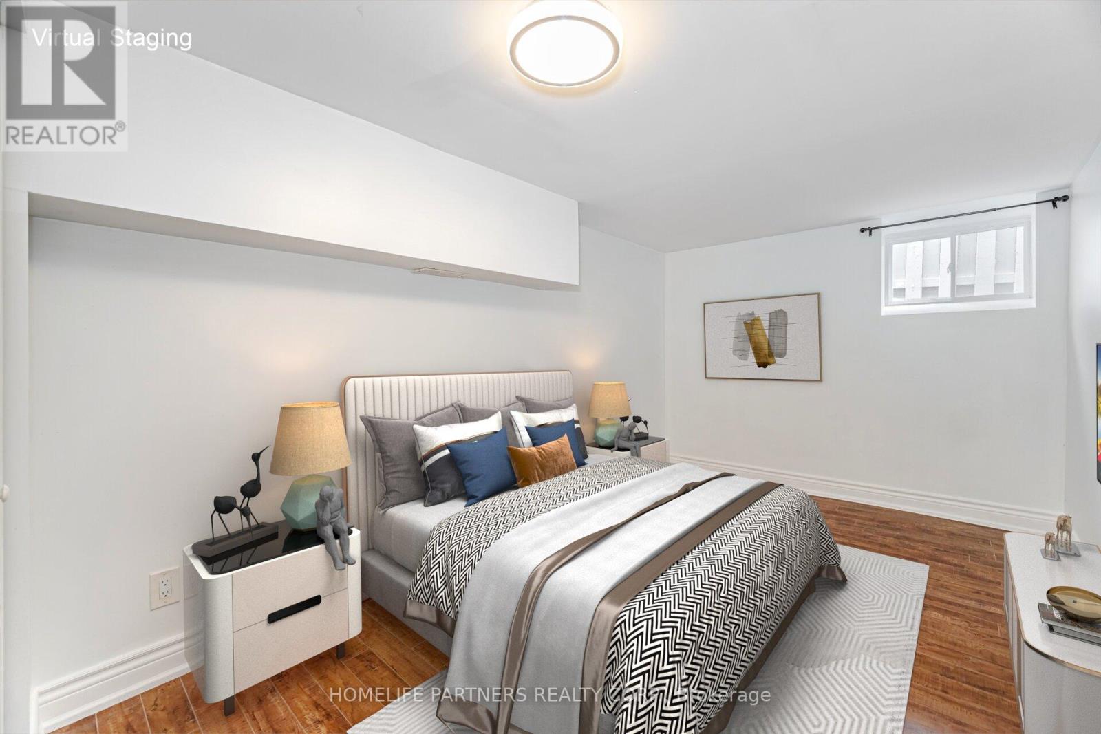 Photo 9 of 54 Fordwich Crescent, Toronto ON