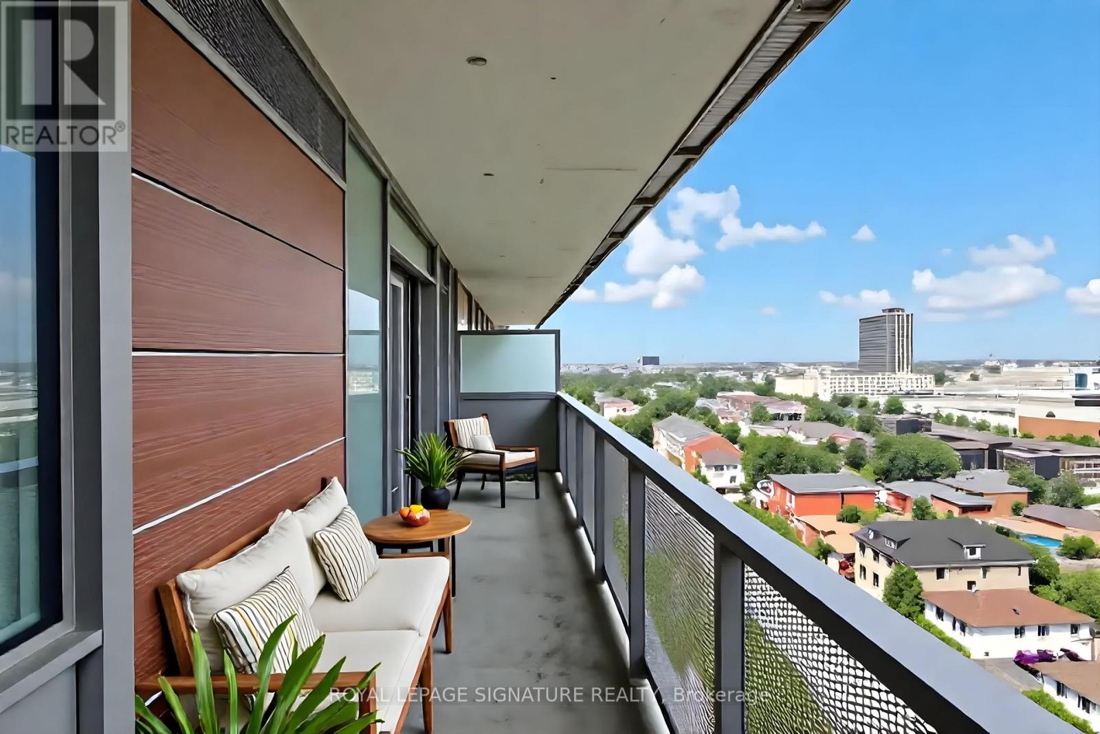 Photo 13 of 1409 160 Flemington Road, Toronto ON