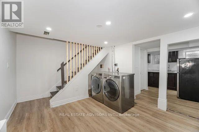 Photo 23 of 4 Parkend Avenue, Brampton ON